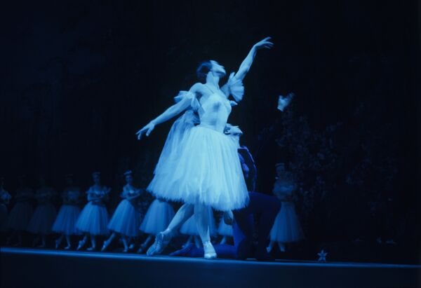 Сцена из балета Жизель - Sputnik Таджикистан