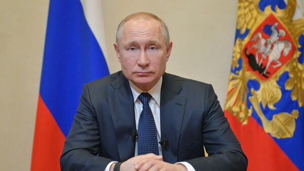 Президент РФ В. Путин выступил с обращением в связи с коронавирусом  - Sputnik Тоҷикистон