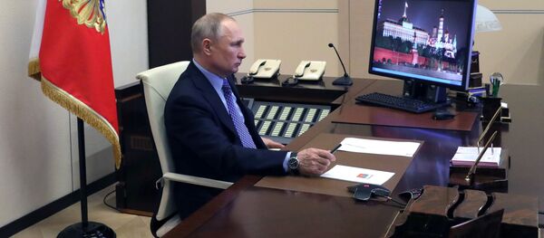 Президент РФ Владимир Путин Президент РФ Владимир Путин - Sputnik Таджикистан