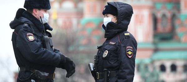 В Москве введен режим самоизоляции для всех жителей В Москве введен режим самоизоляции для всех жителей - Sputnik Таджикистан