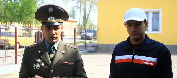 Военком и его сын  - Sputnik Тоҷикистон