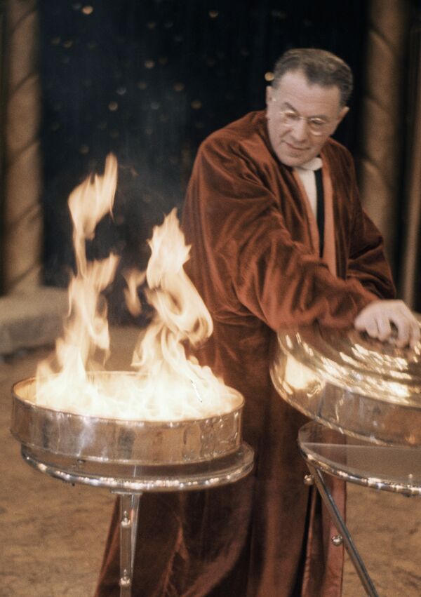 Иллюзионист Эмиль Кио  - Sputnik Таджикистан