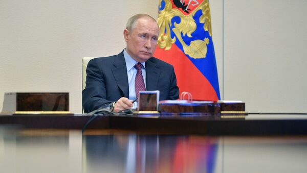  Владимир Путин проводит совещание по борьбе с коронавирусом - Sputnik Таджикистан