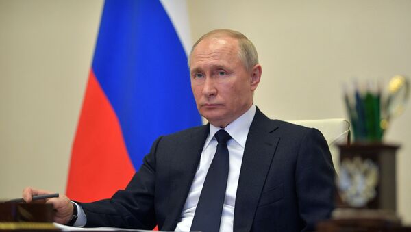 Президент РФ В. Путин на совещании, архивное фото - Sputnik Таджикистан