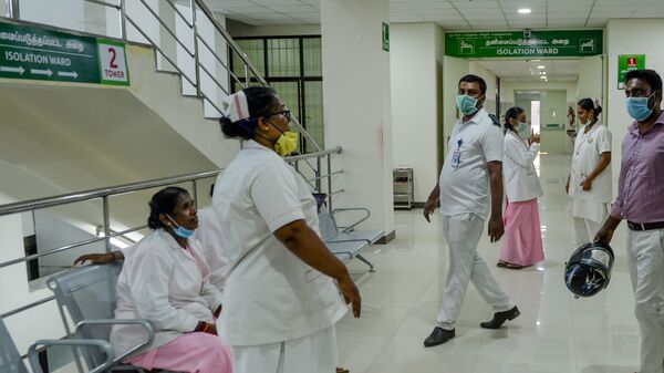 Медицинский персонал в одной из больниц Индии - Sputnik Таджикистан