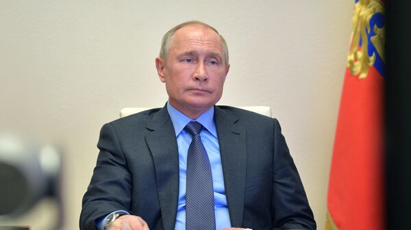 Президент РФ В. Путин провел встречу с губернатором Воронежской области А. Гусевым - Sputnik Таджикистан