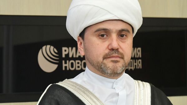 Первый заместитель председателя Духовного управления мусульман РФ Рушан Аббясов - Sputnik Таджикистан