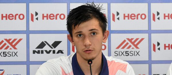 Вратарь сборной Таджикистана и Истиклола Рустам Ятимов - Sputnik Таджикистан