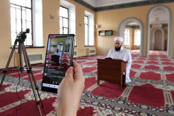 Онлайн трансляция хатма в Галеевской мечети в Казани - Sputnik Таджикистан