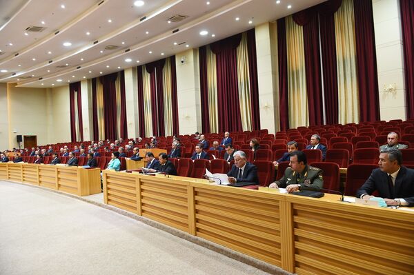 Аз коронавирус то кишоварзӣ:  Маҷлиси Ҳукумати Тоҷикистон баргузор гардид - Sputnik Тоҷикистон