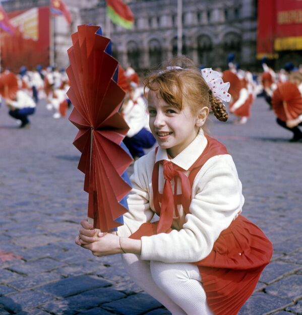 Парад физкультурников на Красной площади 1 мая, 1969 год - Sputnik Таджикистан