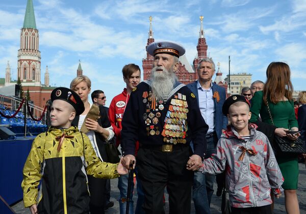 Какой сегодня праздник в Таджикистане и мире: 9 мая Какой сегодня праздник в Таджикистане и мире: 9 мая - Sputnik Таджикистан