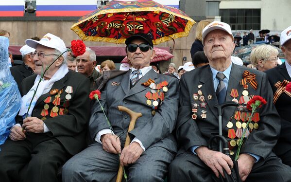 Военный парад в честь 71-й годовщины Победы в ВОВ - Sputnik Тоҷикистон