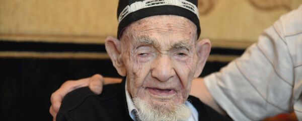 Ветеран ВОВ Бустанов Атакул Ветеран ВОВ Бустанов Атакул - Sputnik Тоҷикистон