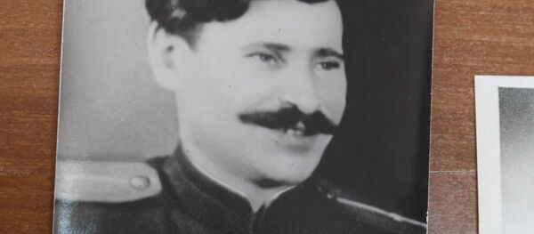 Герой ВОВ Шмелев Борис - YouTube - Sputnik Таджикистан