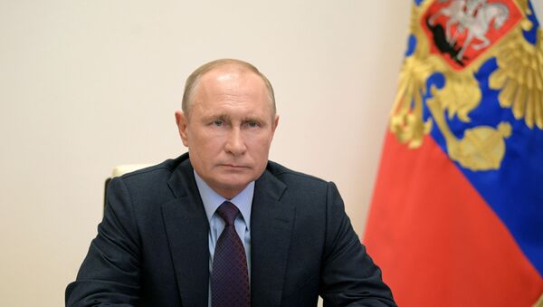 Президент РФ В. Путин  провел совещание по вопросам реализации мер поддержки экономики и социальной сферы - Sputnik Тоҷикистон