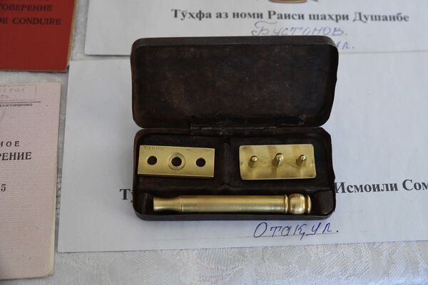 Прошел от Сталинграда до Берлина: история 112-летнего Атакула Бустанова Прошел от Сталинграда до Берлина: история 112-летнего Атакула Бустанова - Sputnik Таджикистан
