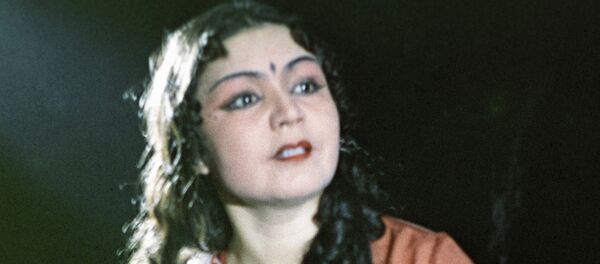 Народная артистка Таджикской ССР Хайри Назарова Народная артистка Таджикской ССР Хайри Назарова - Sputnik Таджикистан