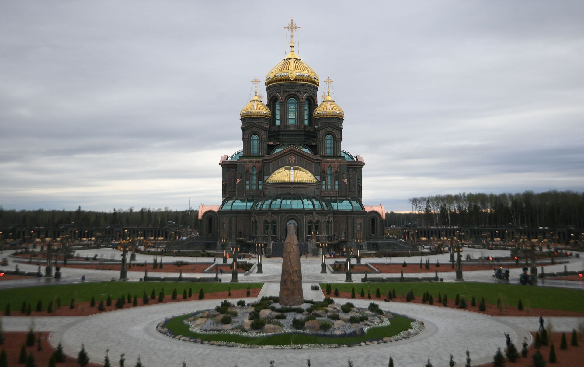 Храм вс РФ В парке Патриот