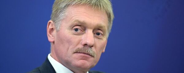 Заместитель руководителя администрации президента РФ - пресс-секретарь президента РФ Дмитрий Песков  - Sputnik Тоҷикистон