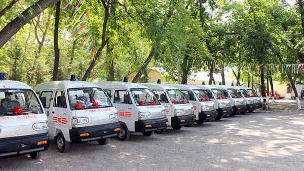 UzAuto Motors отправила партию автомобилей скорой помощи в Таджикистан - Sputnik Таджикистан
