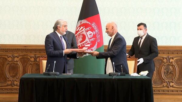 Конец двоевластия: Гани и Абдулла подписали соглашение о разделе власти в Афганистане - YouTube - Sputnik Тоҷикистон