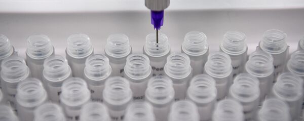 Колбы с реагентами для экспресс-тестов на коронавирус - Sputnik Тоҷикистон