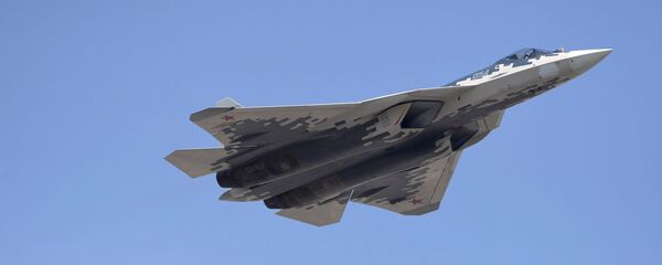 Многофункциональный истребитель Су-57 Многофункциональный истребитель Су-57 - Sputnik Таджикистан