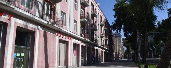 Пустые улицы города Душанбе Пустые улицы города Душанбе - Sputnik Тоҷикистон