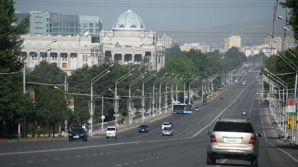 Опустевшие дороги в городе Душанбе - Sputnik Тоҷикистон
