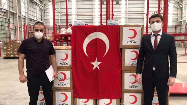 Турция направила в Таджикистан 50 000 защитных масок для поддержки борьбы с пандемией коронавируса - Sputnik Таджикистан