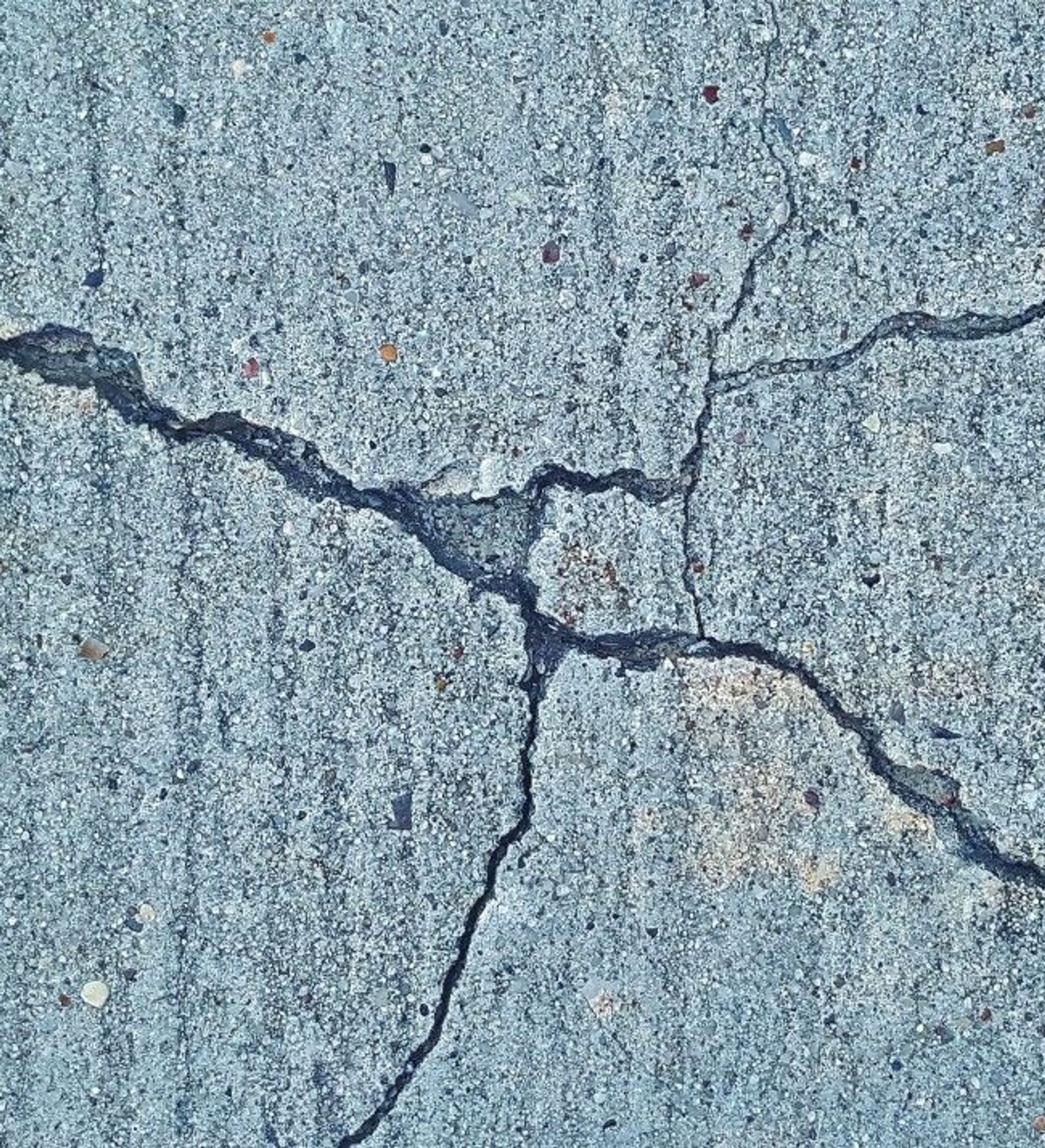 Землетрясение трещины