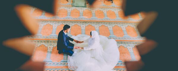 Свадебная пара, архивное фото - Sputnik Тоҷикистон