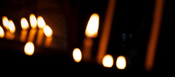 Поминальная свеча - Sputnik Таджикистан