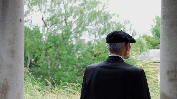 Пожилой мужчина в кепке - Sputnik Таджикистан