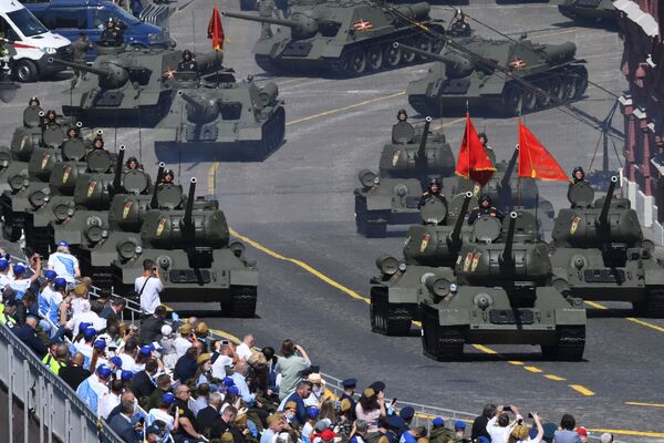 Какой сегодня праздник в Таджикистане и мире: 13 сентября Какой сегодня праздник в Таджикистане и мире: 13 сентября - Sputnik Таджикистан