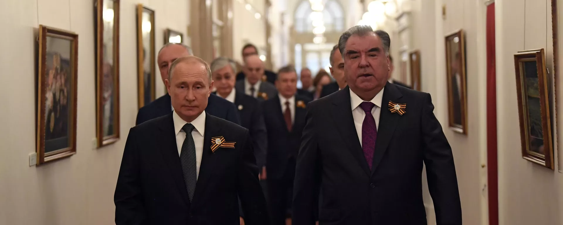 Встреча глав иностранных государств президентом РФ В. Путиным в Кремле - Sputnik Тоҷикистон, 1920, 08.05.2021