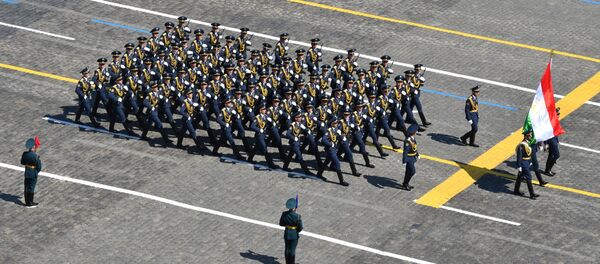 Парадный расчет армии Таджикистана - Sputnik Таджикистан