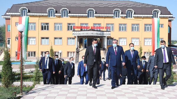 Открытие районной больницы №5 в джамоате Далион Боло Деваштичского района - Sputnik Тоҷикистон