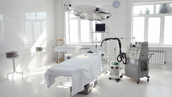 Новая операционная в районой больнице №5 в джамоате Далион Боло Деваштичского района  - Sputnik Таджикистан