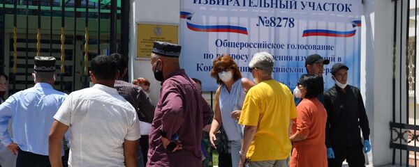 Голосование по поправкам в конституцию РФ в Таджикистане Голосование по поправкам в конституцию РФ в Таджикистане - Sputnik Тоҷикистон