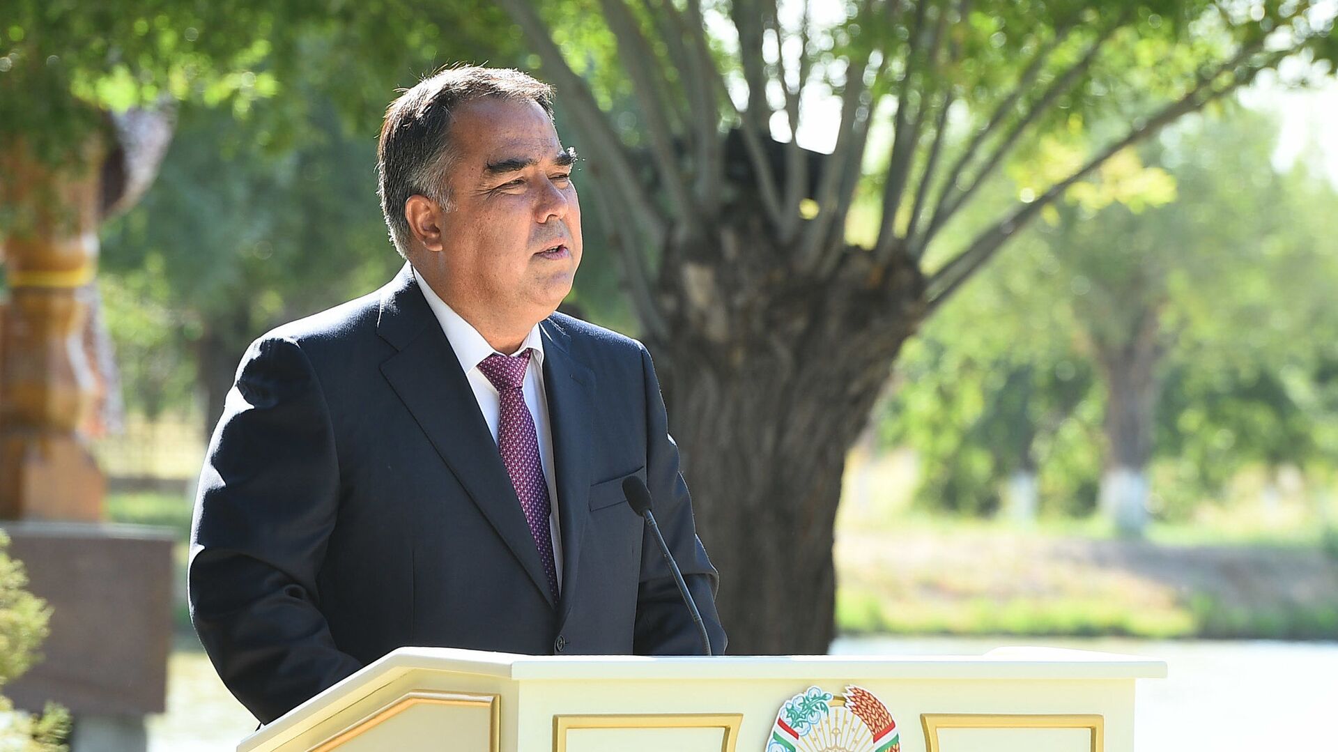 Председатель Согдийской области Раджаббой Ахмадзода - Sputnik Таджикистан, 1920, 27.07.2021