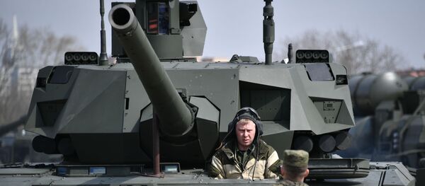 Подготовка военной техники, участвующей в Параде Победы Подготовка военной техники, участвующей в Параде Победы - Sputnik Тоҷикистон